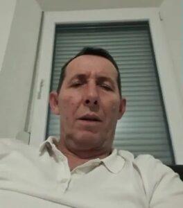 Babai i Elijones futet LIVE në TikTok dhe reagon ashpër ndaj këtij banori: ‘Nuk e di qysh do me jetu ai njeri..’